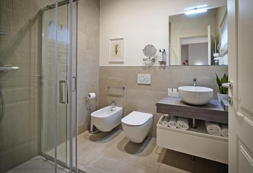 Номер Deluxe, Riviera Carducci Rooms