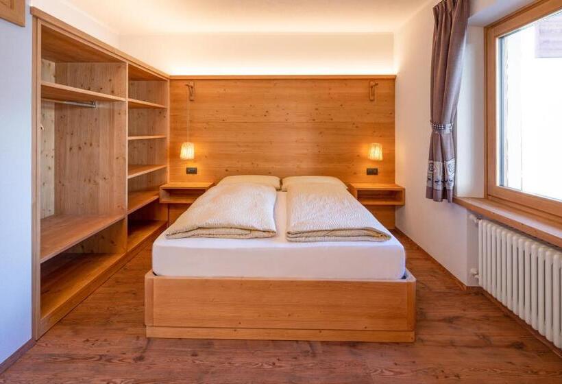 デラックスルーム, Engadina B&b