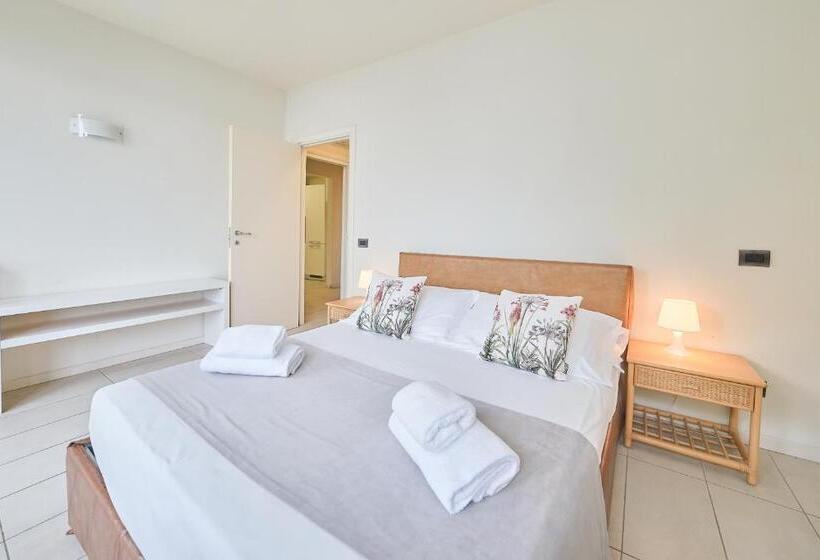 آپارتمان 1 خوابه با چشم‌انداز, Front Lake Apartment Bardolino