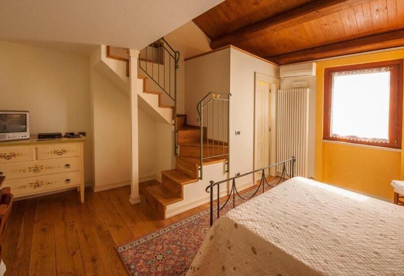 Quarto Familiar, Agriturismo La Sorgente