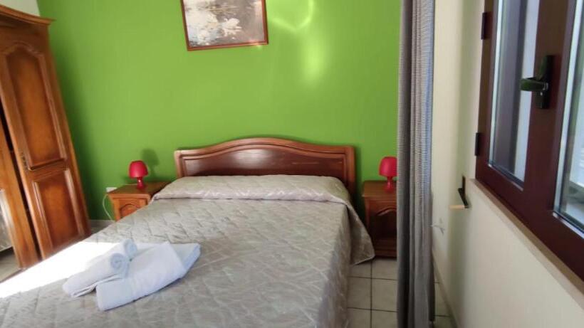 Номер Стандарт Вид на Сад, La Palma Residence Torre San Giovanni