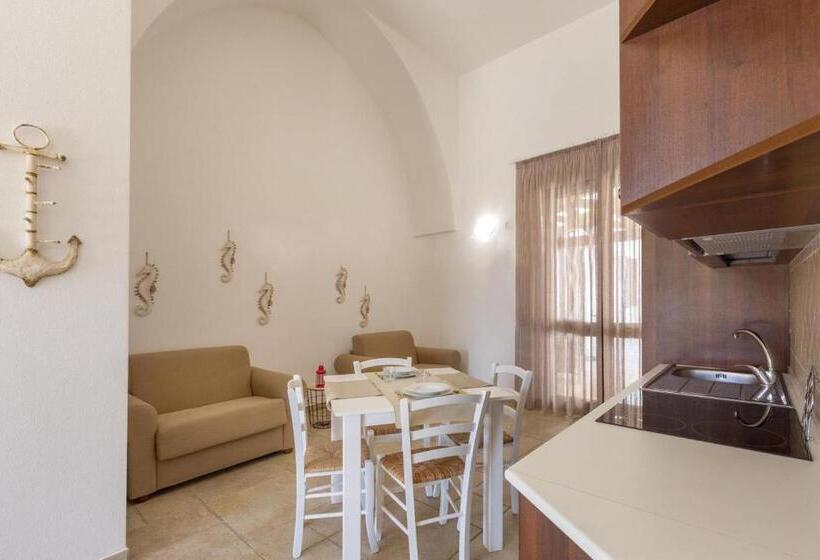 استودیو خانوادگی, Mediterranea Residence