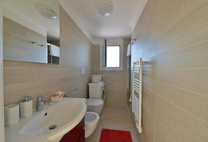 1 Bedroom Penthouse Apartment, Residence Mariavittoria