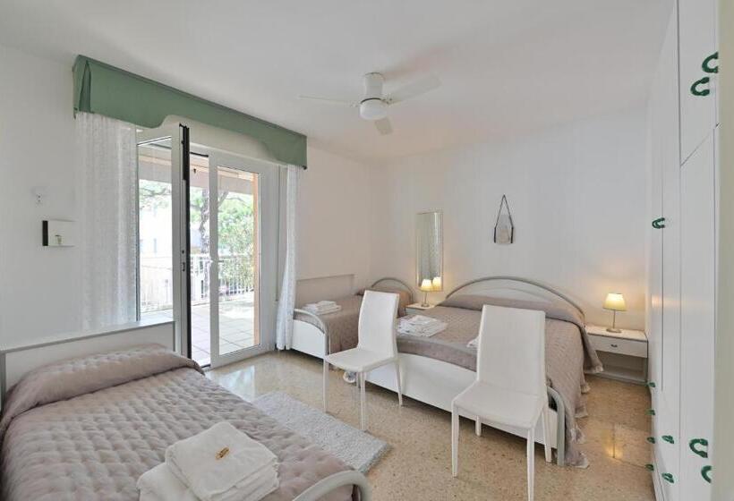 آپارتمان 1 خوابه با تراس, Residence Mariavittoria
