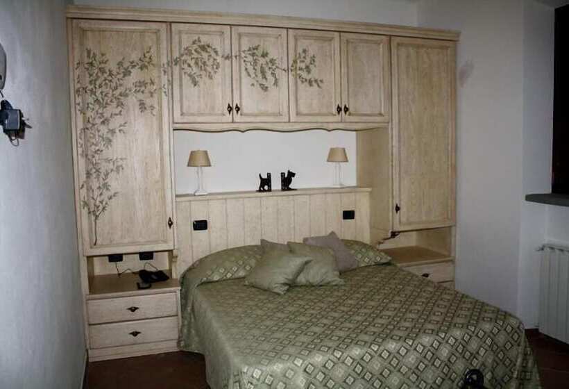 اتاق استاندارد سه تخته با چشم‌انداز باغ, B&b Podere Montese