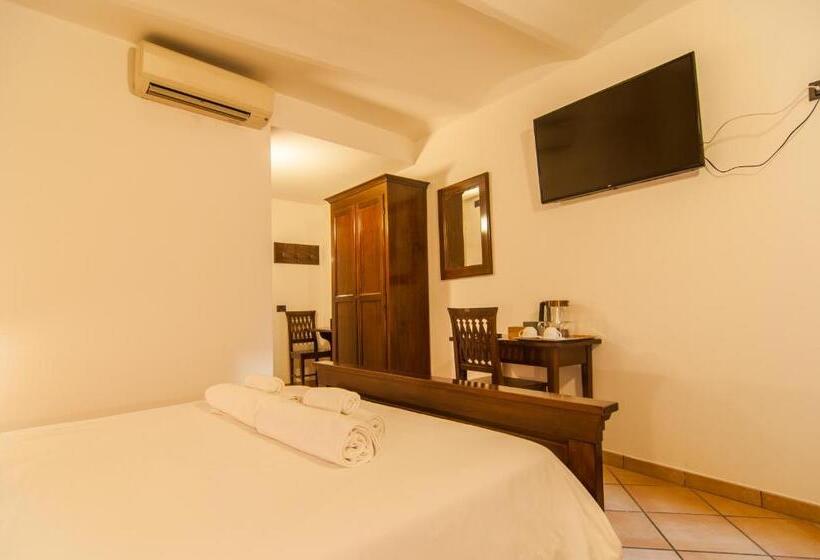 اتاق لوکس, Umbrian Concierge   Alla Rocca