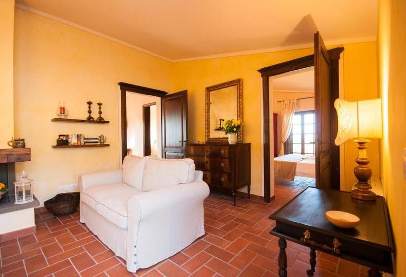 Номер Стандарт с Балконом, Agriturismo Borgo Tra Gli Olivi