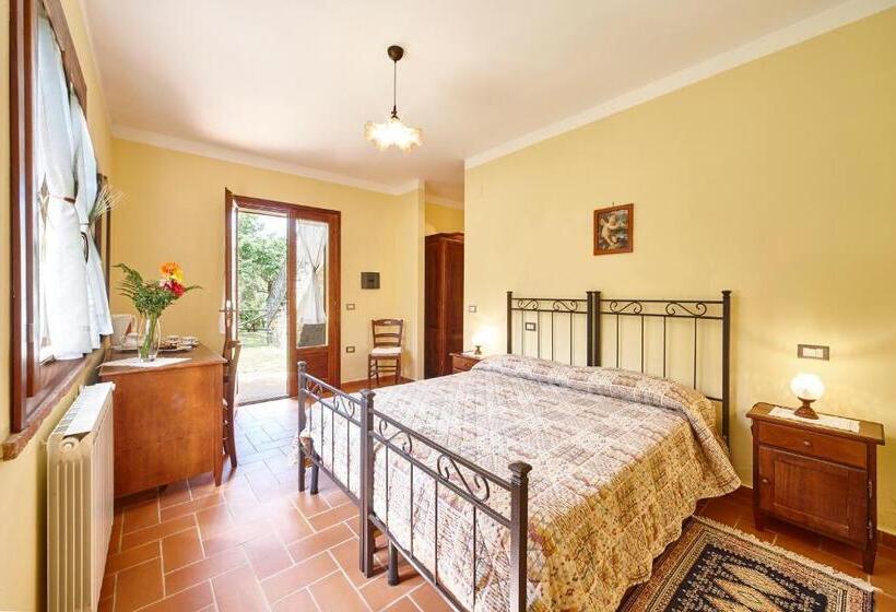 マウンテンビュースタンダードルーム, Agriturismo I Moresani