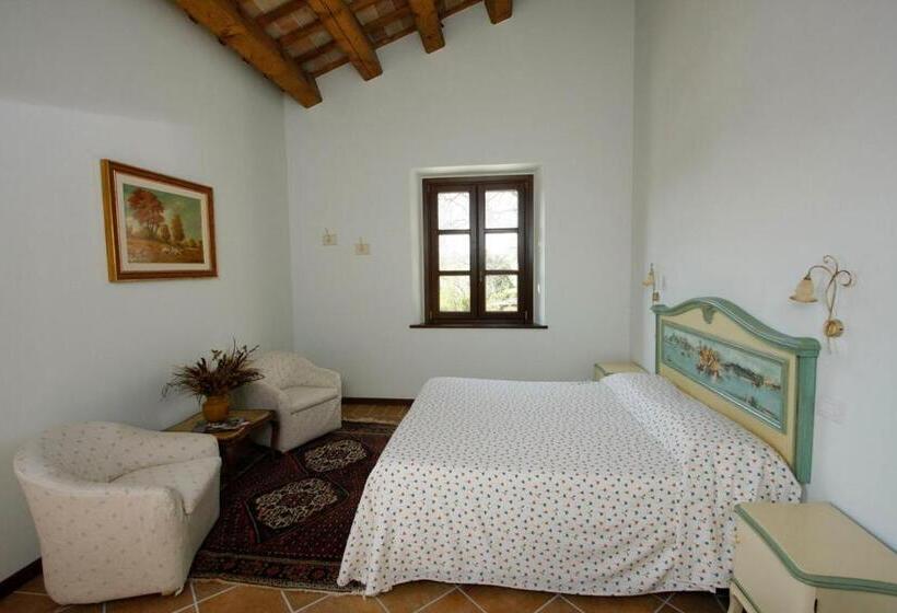 اتاق دوبلکس, Rustico Del Conero