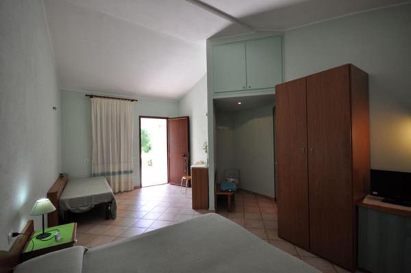 اتاق استاندارد چهار تخته, Agriturismo Mulinu Betzu