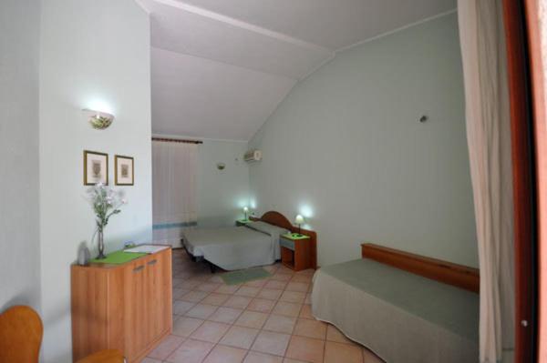 اتاق استاندارد چهار تخته, Agriturismo Mulinu Betzu