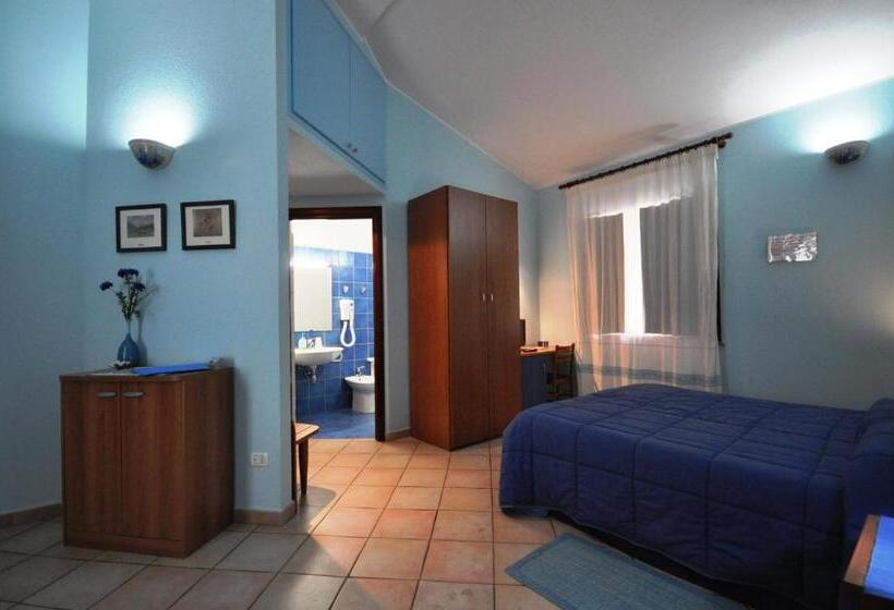 اتاق استاندارد چهار تخته, Agriturismo Mulinu Betzu