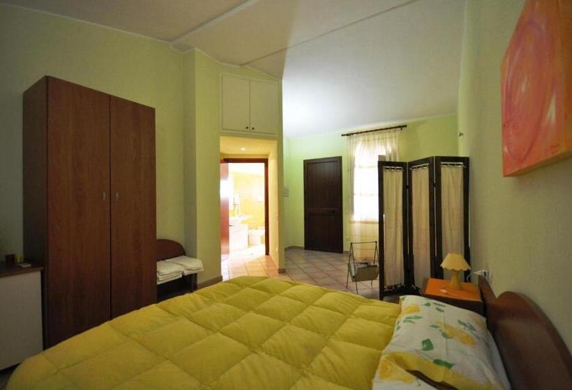 اتاق استاندارد چهار تخته, Agriturismo Mulinu Betzu