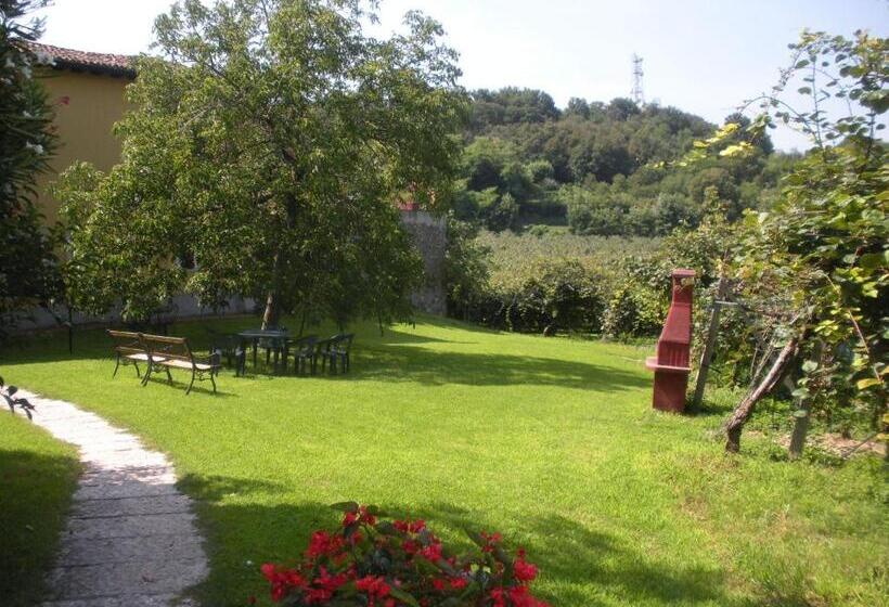2 Bedroom Apartment Garden View, Agriturismo Gardenali