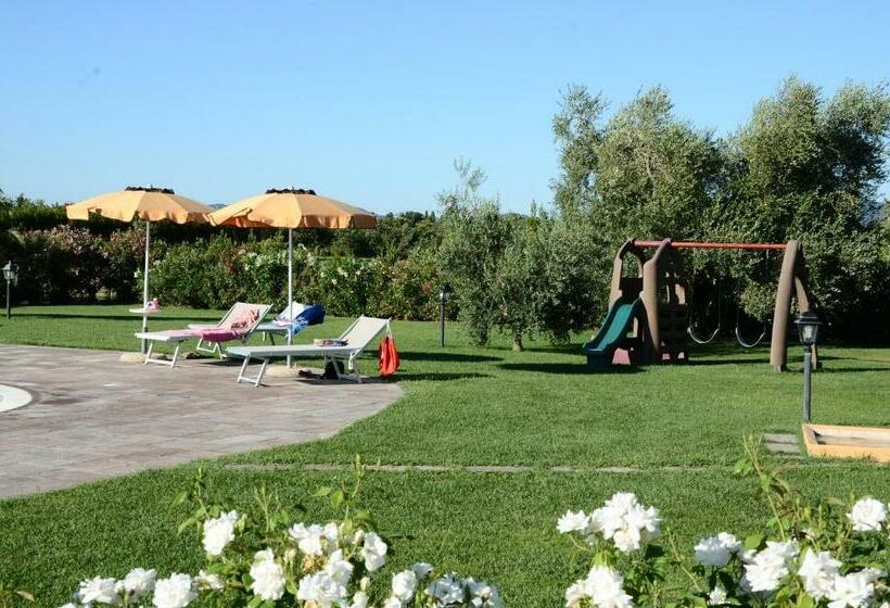 Студия Стандарт, Agriturismo Il Lentisco