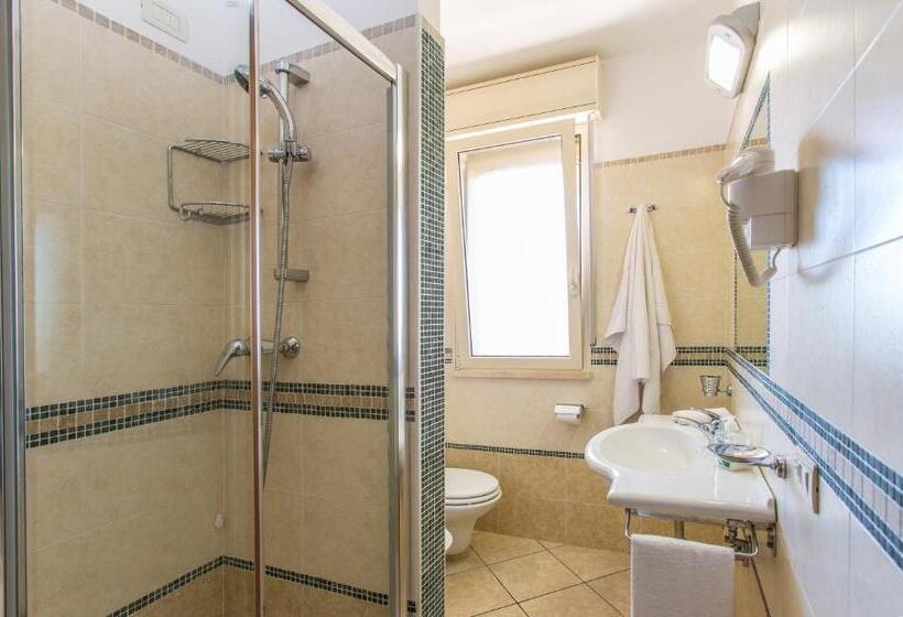 Апартаменты 2 Спальни, Residence Il Girasole 1