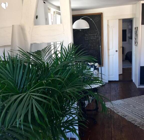 2 Bedroom Suite, Quai 17 Maison D Hôtes