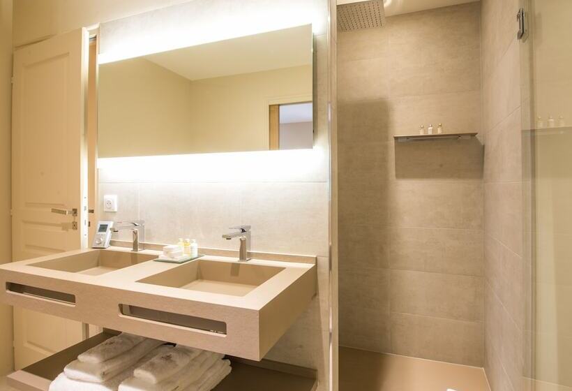 اتاق لوکس, Les Suites Du Champagne De Venoge