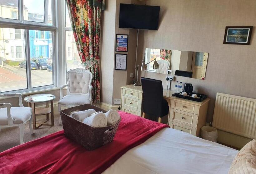 اتاق لوکس با تخت بزرگ, The Braemar Southport