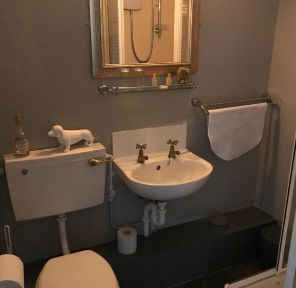 חדר סטנדרט עם מיטת קינג, Newcastle House Rothbury