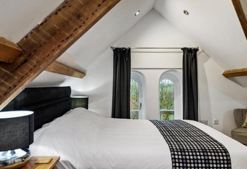Номер Deluxe Кровать Кинг, Caemorgan Mansion