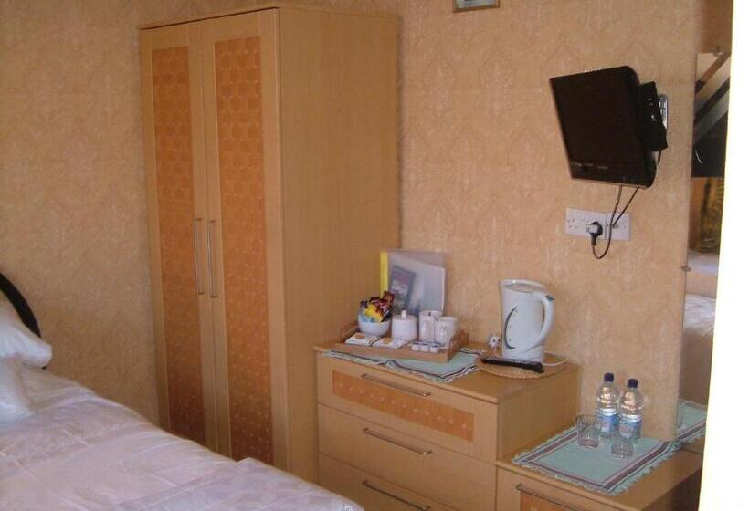 Номер Стандарт, Tremains Guest House