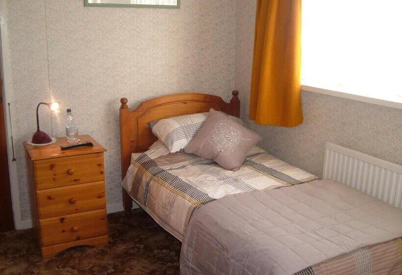 Номер Стандарт Индивидуальный, Tremains Guest House