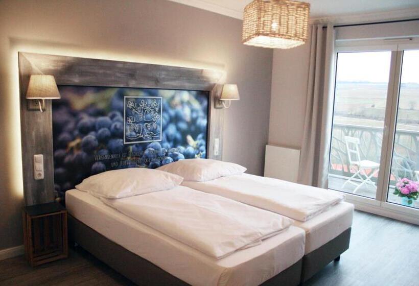 标准间带阳台, Winzerhotel Trautwein