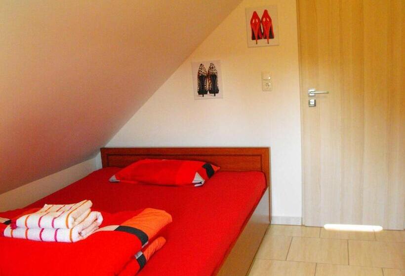 Номер Стандарт, Pension Froschprinz