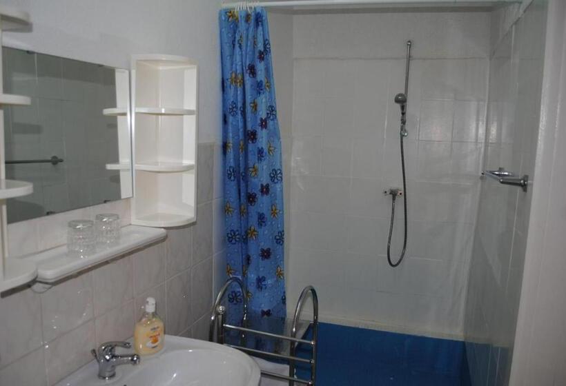 스탠다드 트리플 룸, Guest House Mückenheim
