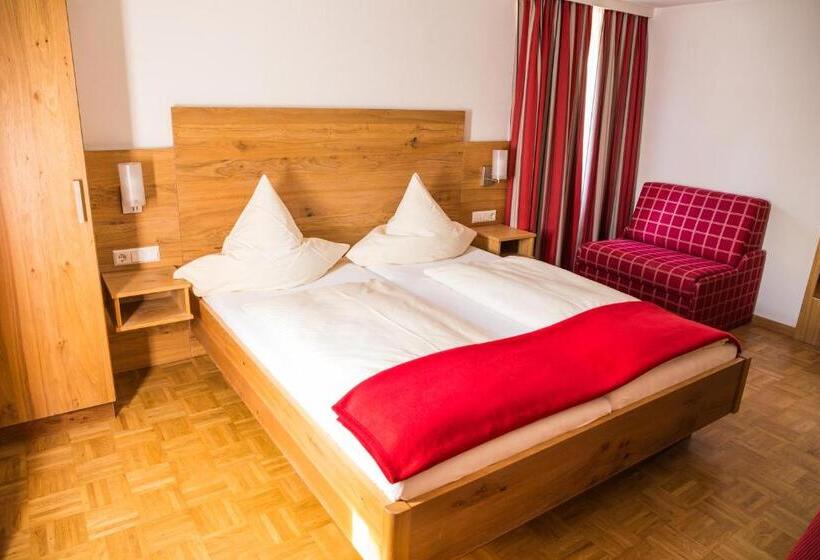 Quarto Clássico, Landgasthaus Zur Linde, Neusatz