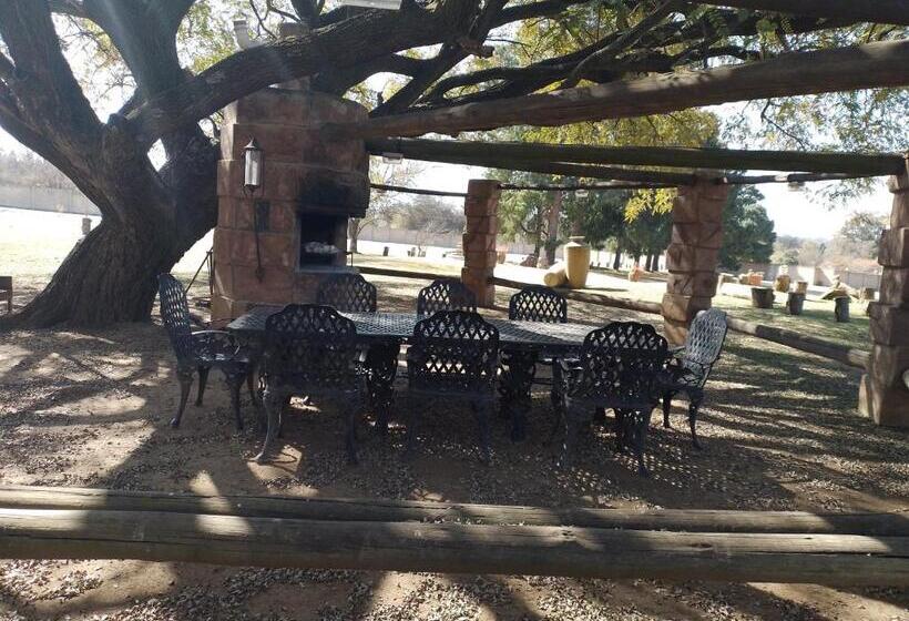 بنگله خانوادگی, Anna Boeremeisie Guesthouse