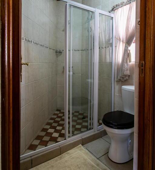 이코노미 룸, Royl Court Guesthouse