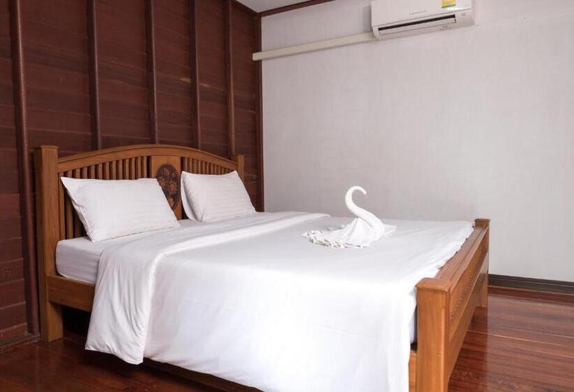 اتاق استاندارد با چشم‌انداز استخر, Home At Chan Resort