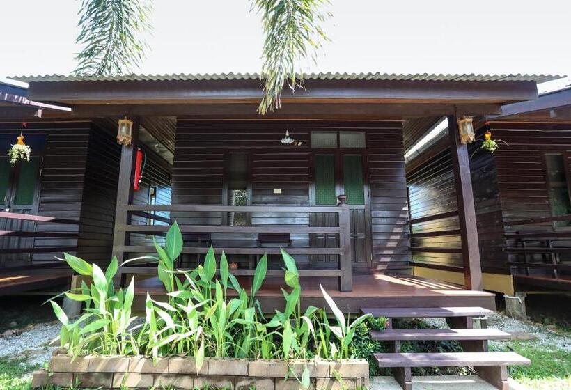 اتاق استاندارد با چشم‌انداز استخر, Home At Chan Resort