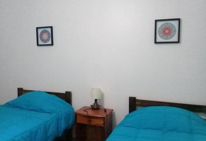 带共用浴室的标准房间, Hostal Casa Azul