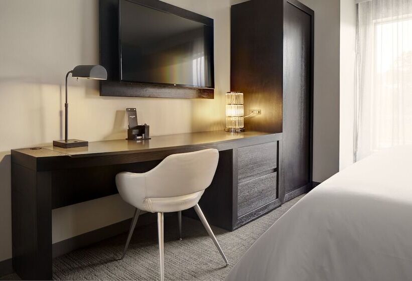 스탠다드 룸 킹사이즈 침대, Archer Hotel Florham Park
