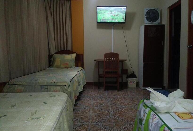 اتاق استاندارد سه نفره, Hospedaje La Terraza