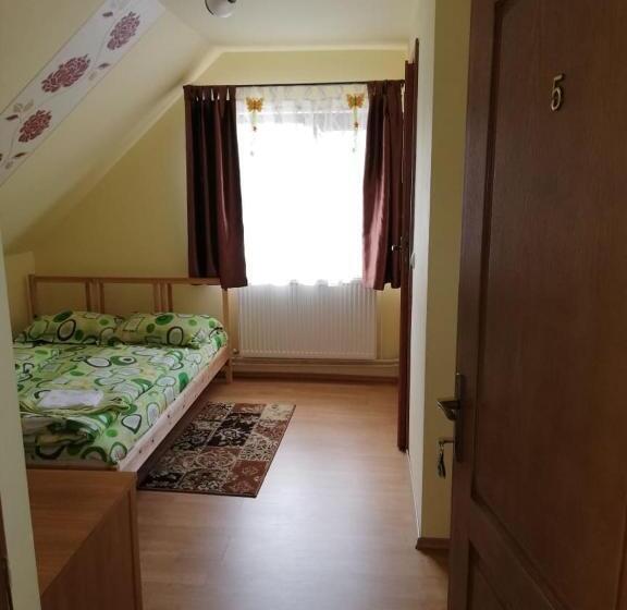 اتاق استاندارد سه نفره, Cabana Ocna Mesaros