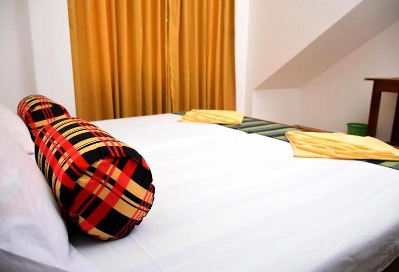 Номер Стандарт, Vishmee Holiday Inn