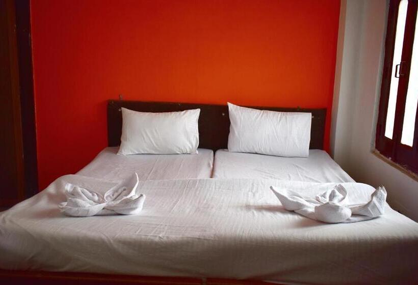 标准间, Sandhya Guest House Varanasi Near Ganga River