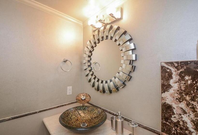 اتاق استاندارد, Houston Towers, Downtown Med Ctr, Nrg, Adults Only