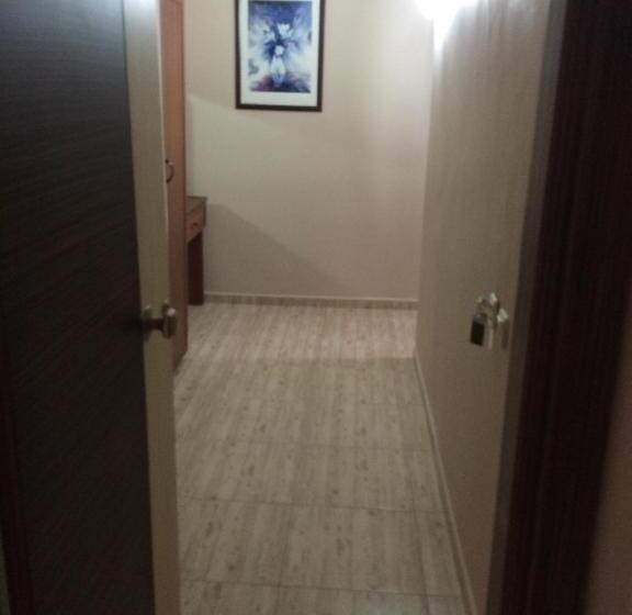 Apartamento 1 Dormitório com Sacada, Serendi Apart