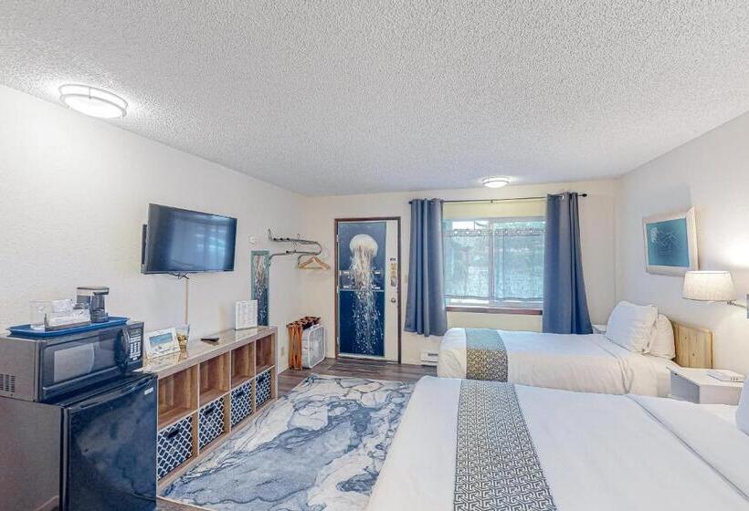 Студия Deluxe, Lamplighter Inn