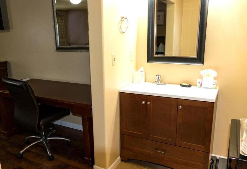 标准间, Abram Inn & Suites