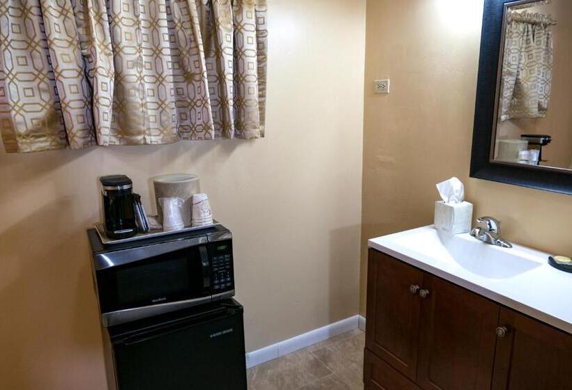 スタンダードルーム, Abram Inn & Suites
