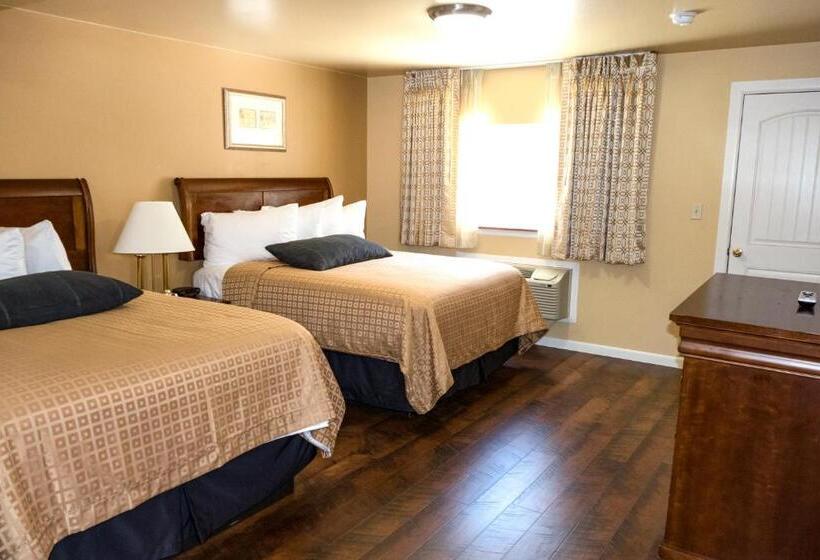标准三人间, Abram Inn & Suites