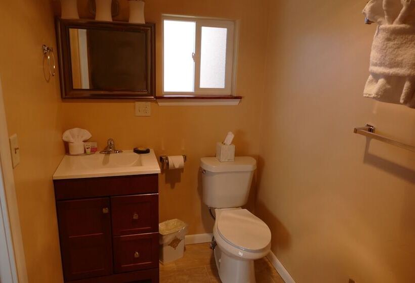 スタンダードルーム, Abram Inn & Suites