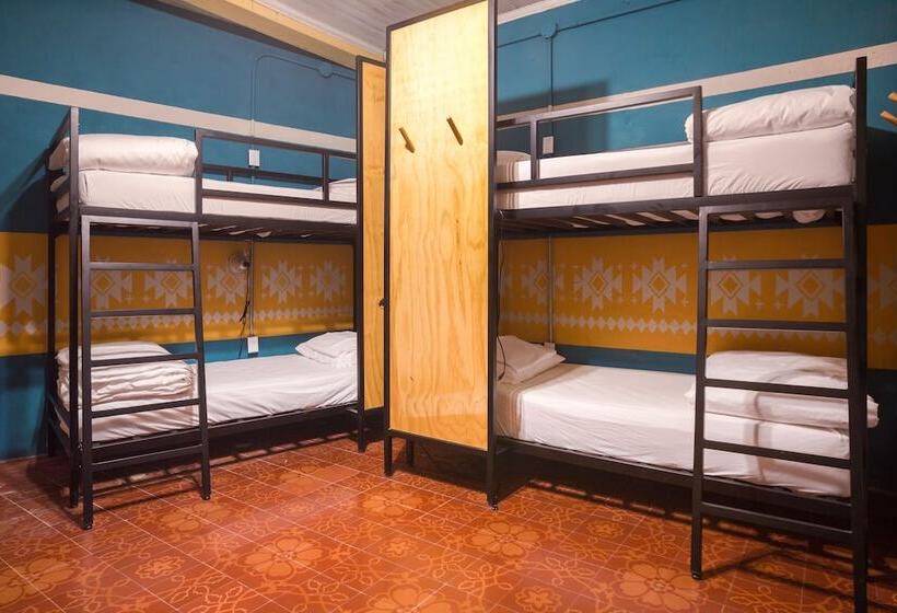 Кровать в Общей Комнате, Socialtel Atitlan   Formerly Selina Atitlan