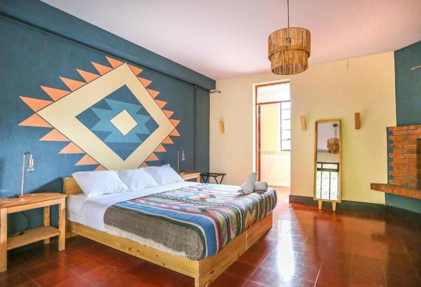 Номер Стандарт, Socialtel Atitlan   Formerly Selina Atitlan